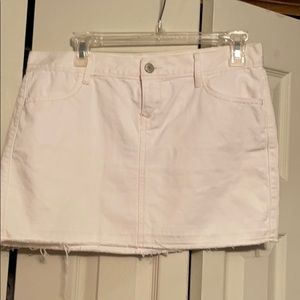 Old Navy White denim Skirt size 6